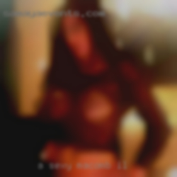 A sexy fun  and confident Macomb, IL lady x.